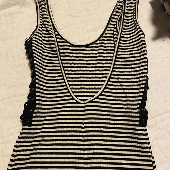 LF bodysuit - Picture 2 of 4